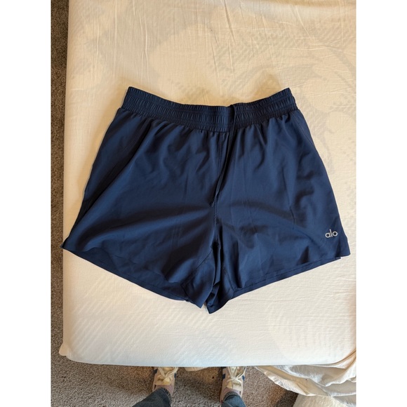 ALO Yoga Men's Deep Blue Athletic Shorts is available for purchase on au  PAY Market - Imported Goods Online Store Co.Ltd. | au PAY Market - Online  Shopping Site